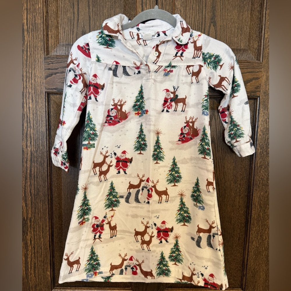 Pottery Barn Kids Santa and Reindeer Nightgown Size 4